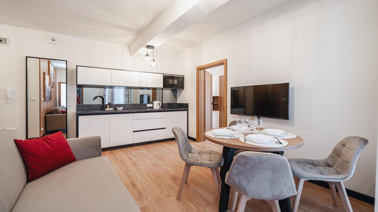 Apartamenty Sun & Snow Ski Apartments Bialka Tatrzanska Eksteriør billede